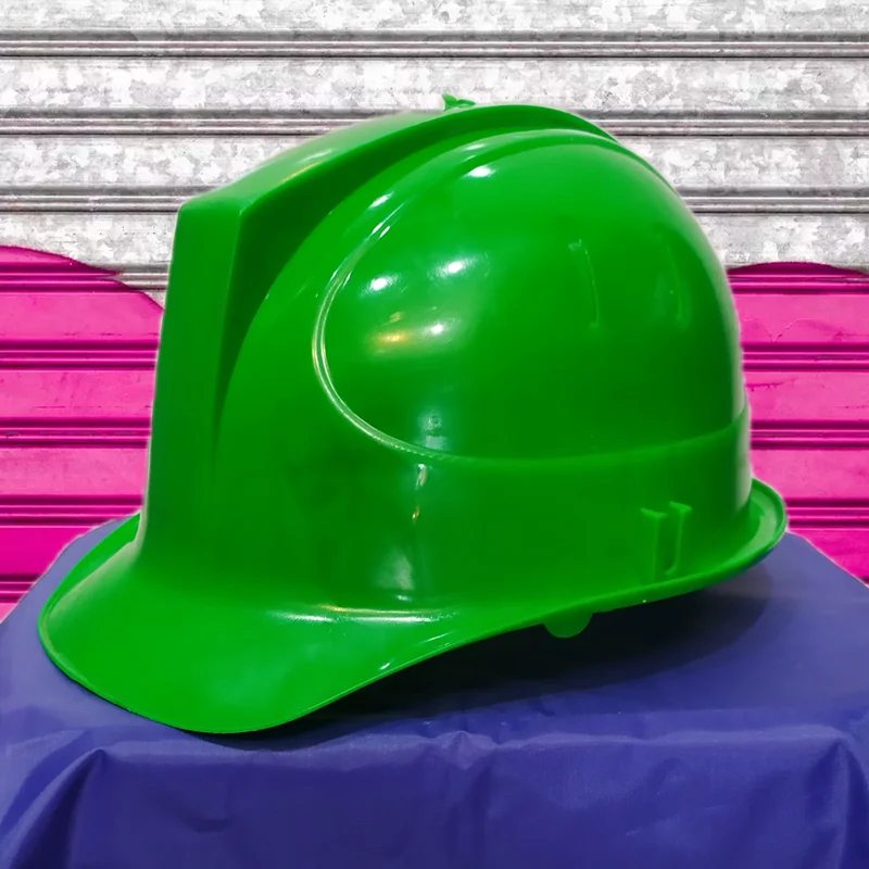کلاه ایمنی کارگری/Workers' helmets/خوذات العمال